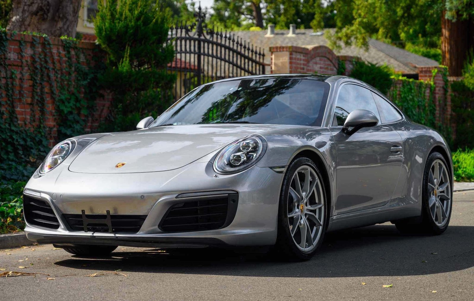 2017 Porsche 911 Carrera
